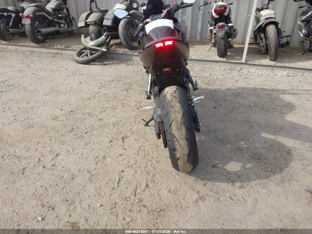 JS1EM13B9S7101300 Suzuki Gsx800 F