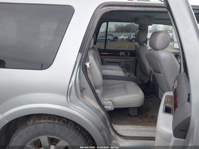 2006 LINCOLN NAVIGATOR 5LMFU27596LJ14378 Photo 7