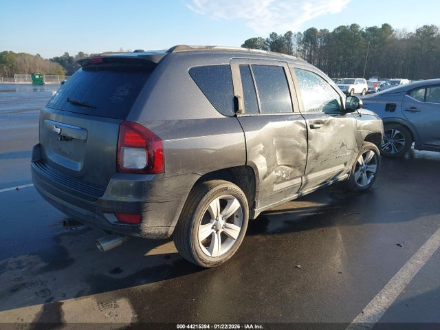 44215394 :رقم المزاد ، 1C4NJCBA8GD568591 vin ، 2016 Jeep Compass Sport مزاد بيع
