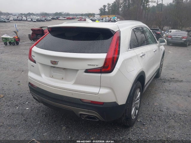 2019 CADILLAC XT4 1GYFZCR43KF190913 Photo 3