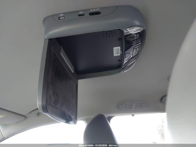 KNDMB5C15H6251277 KIA SEDONA LX