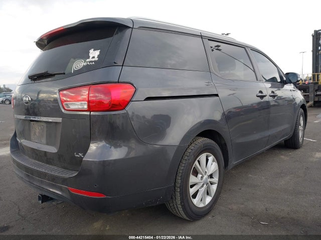 KNDMB5C15H6251277 KIA SEDONA LX