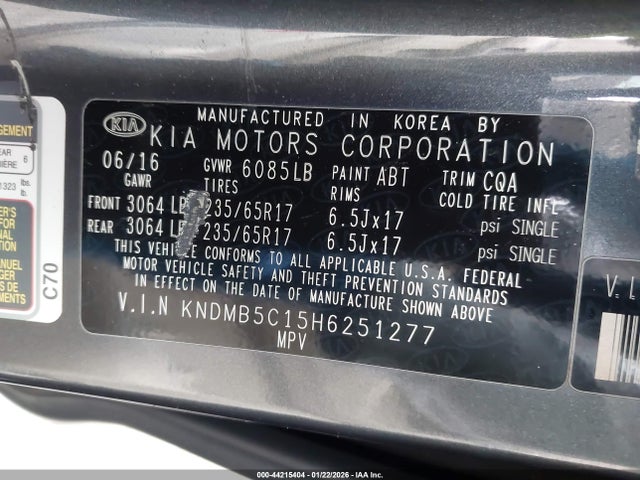 KNDMB5C15H6251277 KIA SEDONA LX