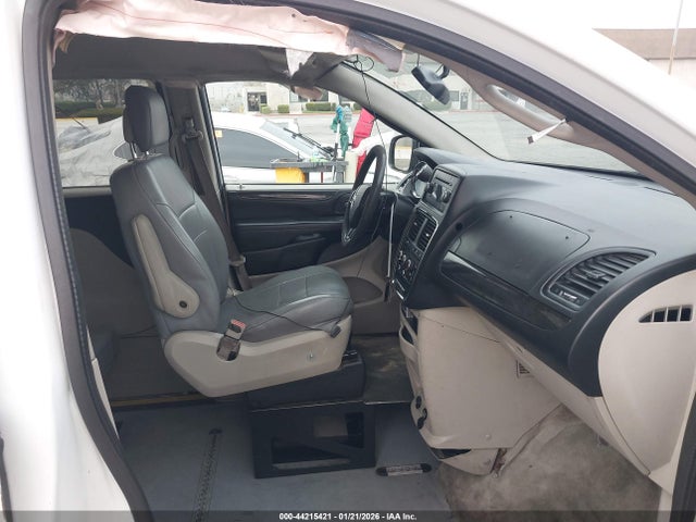 Продажа на аукционе авто 2016 Dodge Grand Caravan Se, vin: 2C7WDGBG1GR350130, номер лота: 44215421