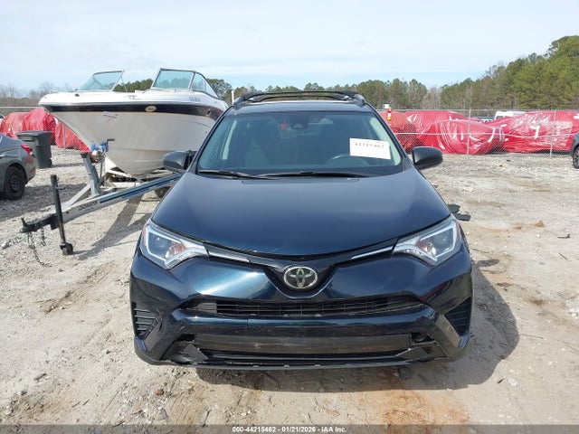 Toyota RAV4 LE 2017 2T3BFREV6HW579339 Image 12