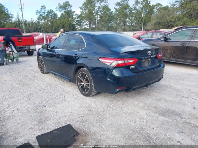 4T1B11HK0JU572628 Toyota CAMRY SE