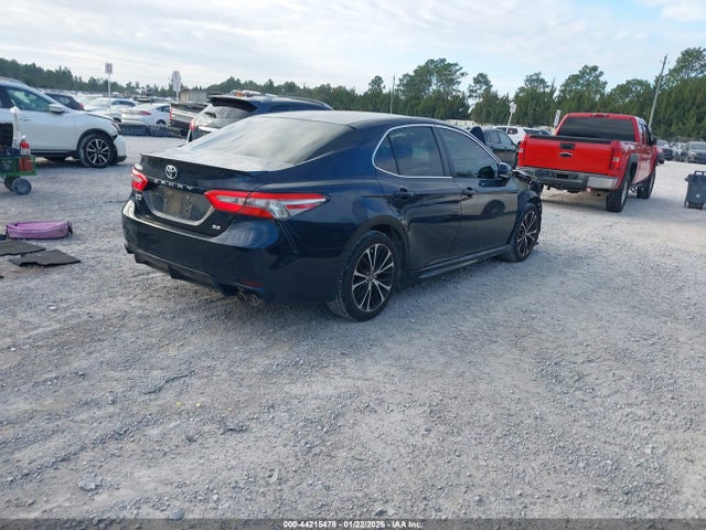 4T1B11HK0JU572628 Toyota CAMRY SE