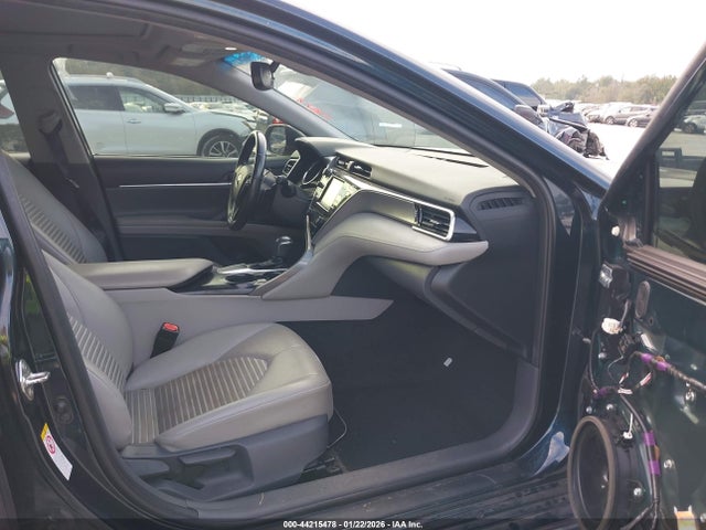 4T1B11HK0JU572628 Toyota CAMRY SE