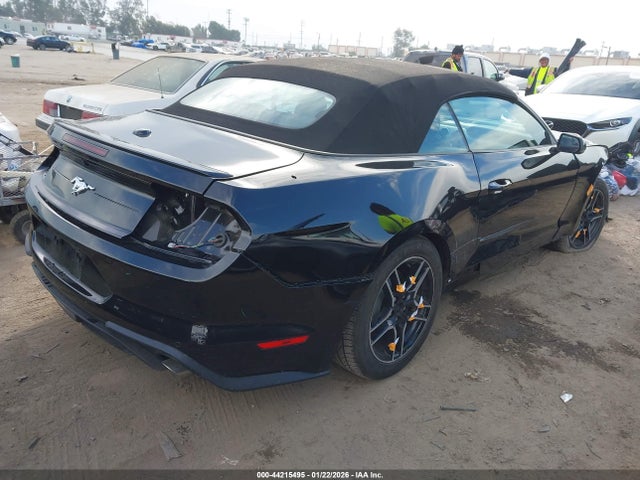 1FATP8UH9L5136583 Ford Mustang Ecoboost Premium