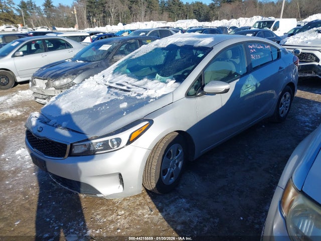 3KPFK4A7XJE231472 KIA FORTE LX