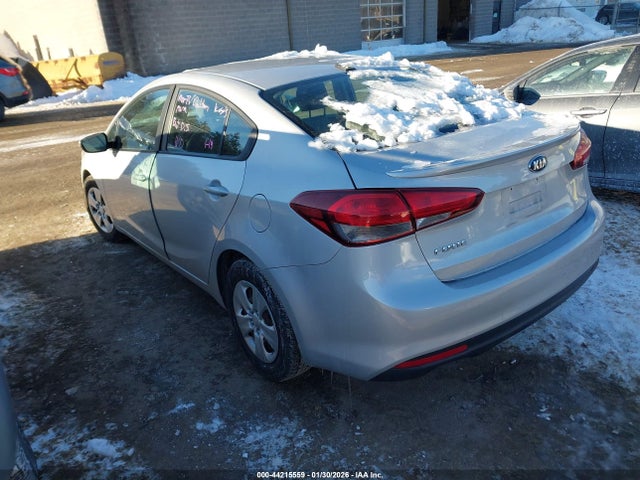 3KPFK4A7XJE231472 KIA FORTE LX