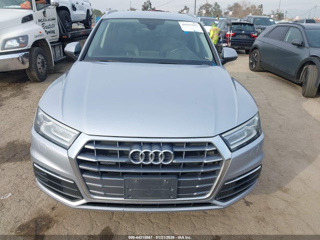 WA1ANAFY9J2084778 Audi Q5 2.0t Premium/2.0t Tech Premium