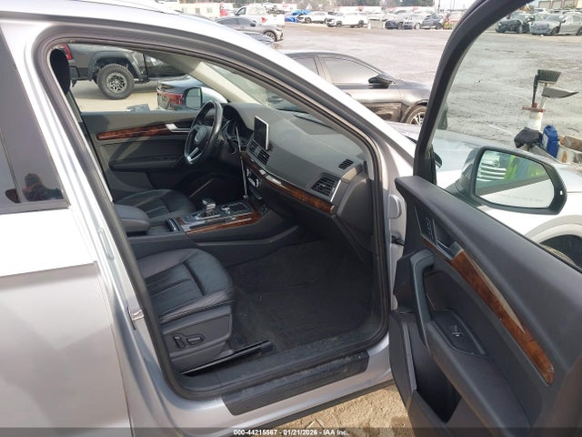 2018 AUDI Q5 WA1ANAFY9J2084778 Photo 4