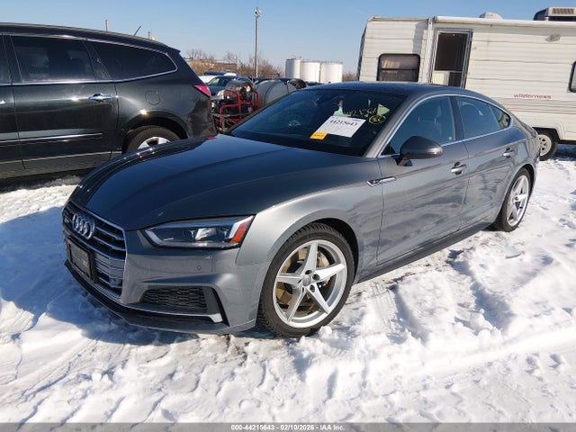44215643 :رقم المزاد ، WAUENCF53JA098977 vin ، 2018 Audi A5 2.0t Premium مزاد بيع
