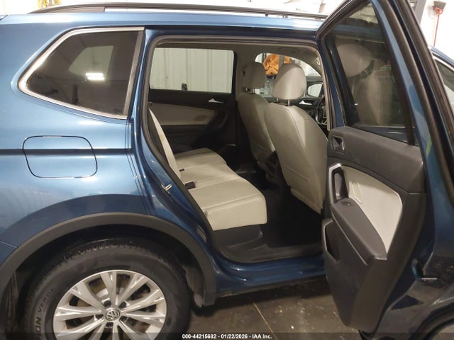 Продажа на аукционе авто 2019 Volkswagen Tiguan 2.0t Se/2.0t Sel/2.0t Sel R-line/2.0t Sel R-line Black, vin: 3VV2B7AX2KM103445, номер лота: 44215682