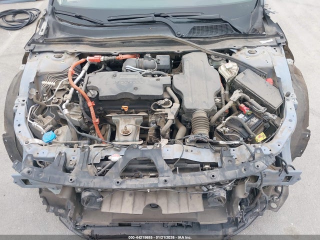 1HGCV3F96MA009115 Honda Accord Hybrid Touring