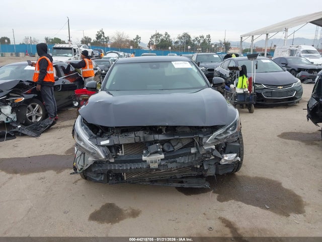 44215705 :رقم المزاد ، 1N4BL4CV2NN401015 vin ، 2022 Nissan Altima Sr Fwd مزاد بيع