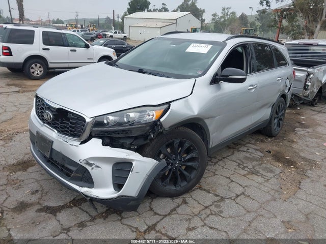 5XYPG4A56KG591508 KIA Sorento 3.3l S
