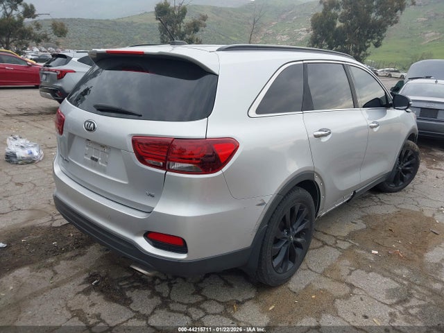 5XYPG4A56KG591508 KIA Sorento 3.3l S