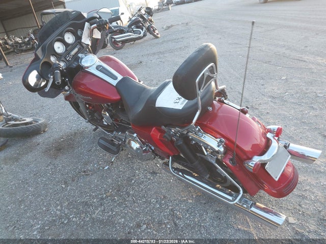 2013 HARLEY-DAVIDSON FLHX 1HD1KBM11DB691691 Photo 2