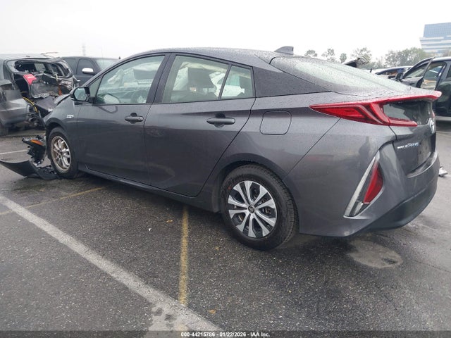 2020 TOYOTA PRIUS PRIME JTDKARFP3L3121803 Photo 2