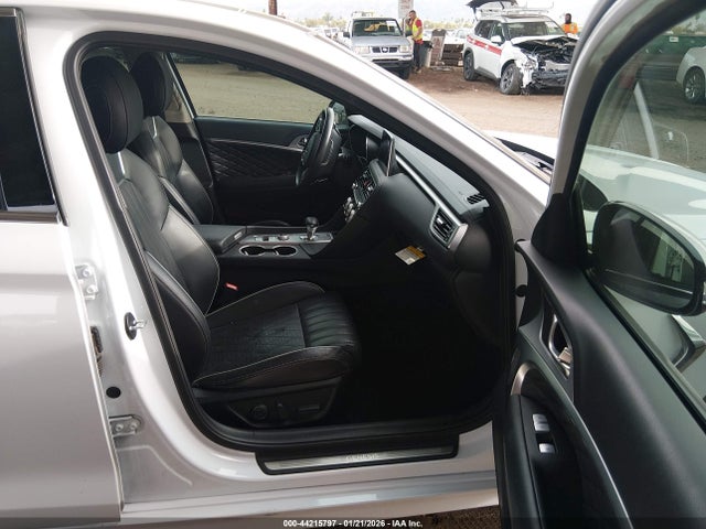 2019 GENESIS G70 KMTG44LA8KU015177 Photo 4