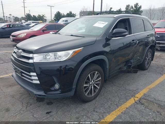 5TDJZRFH8HS434803 Toyota Highlander Xle