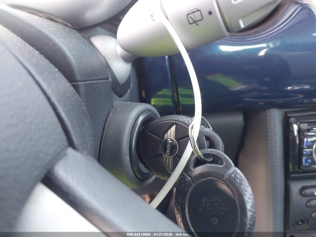 2006 MINI COOPER S WMWRE33516TL23088 Photo 10