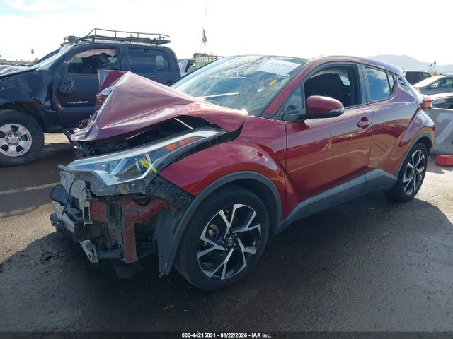 NMTKHMBX6JR037618 Toyota C-hr Xle Premium
