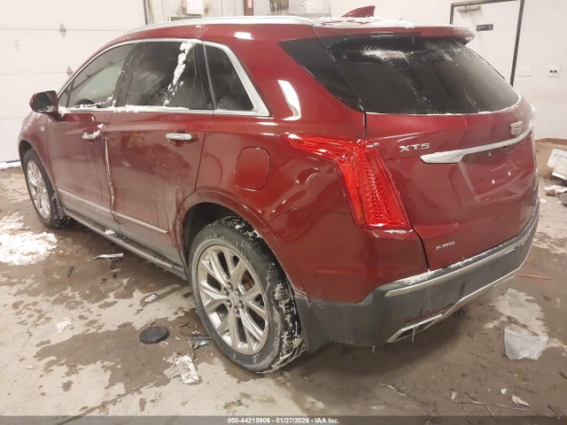 2017 CADILLAC XT5 1GYKNFRS5HZ132125 Photo 2