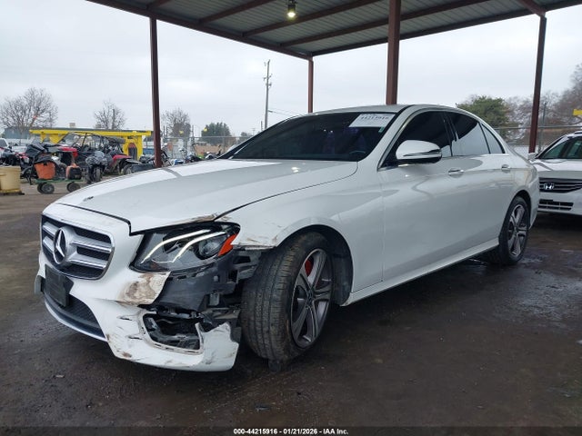 Mercedes-Benz E 350 2020 WDDZF8DB6LA741645 Image 2