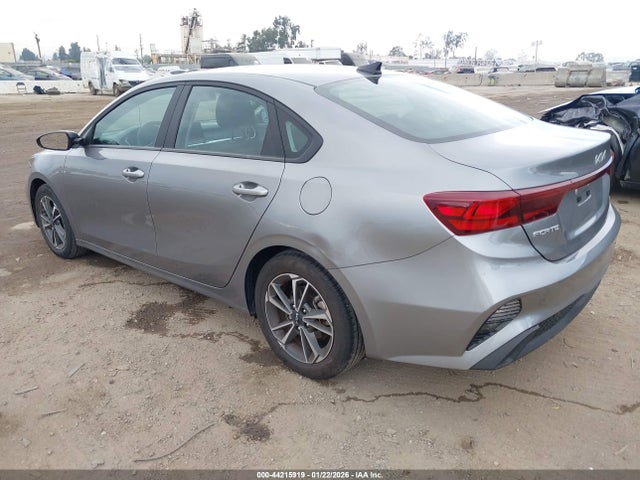 3KPF24AD6RE802327 KIA Forte Lxs