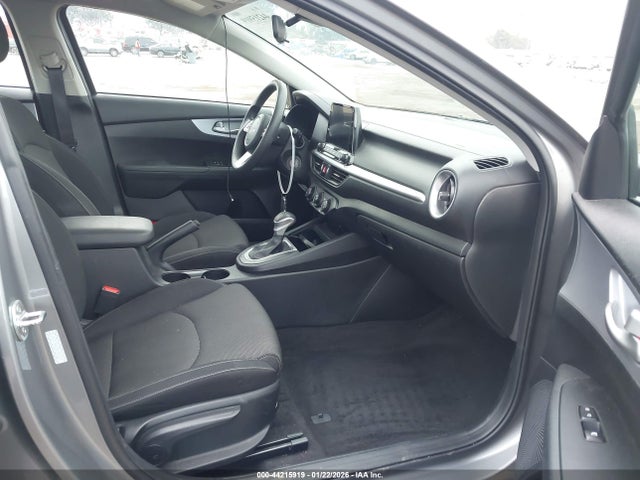 3KPF24AD6RE802327 KIA Forte Lxs