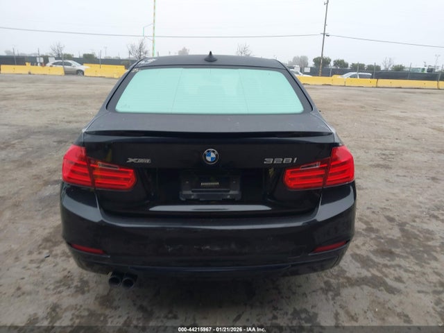 WBA3B3G57FNR87327 BMW 328i Xdrive