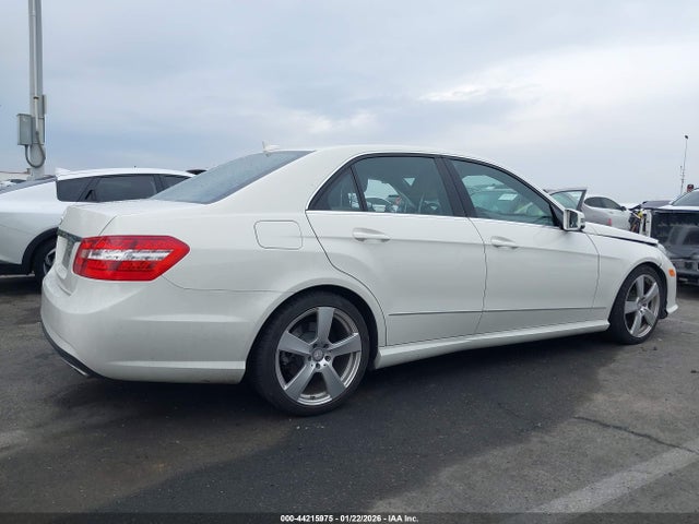 2011 Mercedes-benz E 350 მანქანა იყიდება აუქციონზე, vin: WDDHF5GB1BA514495, აუქციონის ნომერი: 44215975