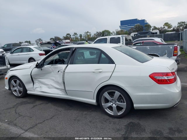 2011 Mercedes-benz E 350 მანქანა იყიდება აუქციონზე, vin: WDDHF5GB1BA514495, აუქციონის ნომერი: 44215975