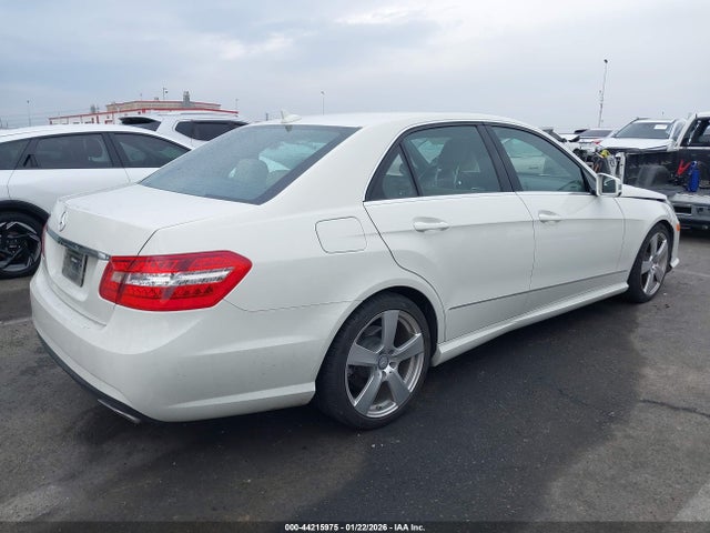 2011 Mercedes-benz E 350 მანქანა იყიდება აუქციონზე, vin: WDDHF5GB1BA514495, აუქციონის ნომერი: 44215975