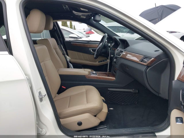2011 Mercedes-benz E 350 მანქანა იყიდება აუქციონზე, vin: WDDHF5GB1BA514495, აუქციონის ნომერი: 44215975