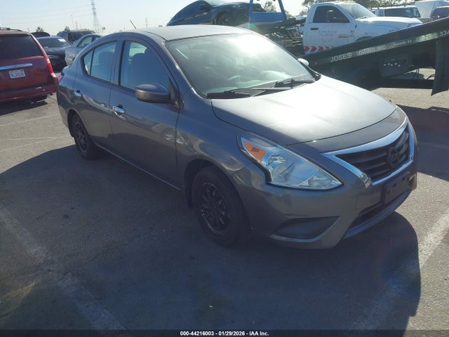 Nissan Versa 1.6 S 2019 3N1CN7AP1KL832829 main image