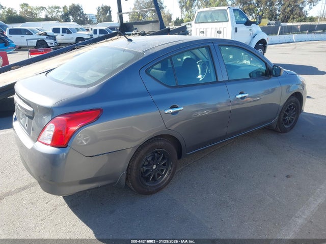 Nissan Versa 1.6 S 2019 3N1CN7AP1KL832829 Image 4
