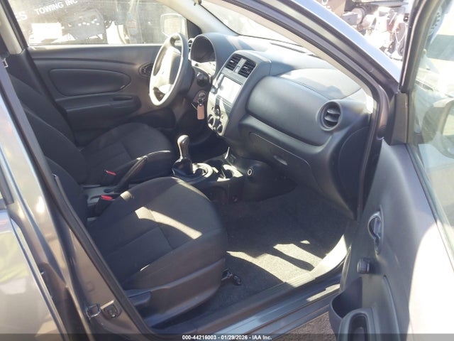 Nissan Versa 1.6 S 2019 3N1CN7AP1KL832829 Image 5