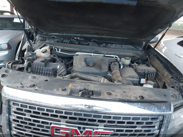 1GTP6EE11H1248985 GMC Canyon Denali