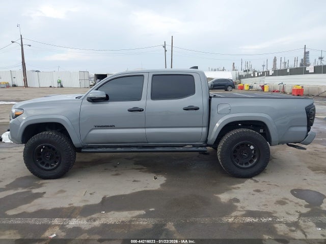 3TMAZ5CN8LM137025 Toyota Tacoma Trd Sport