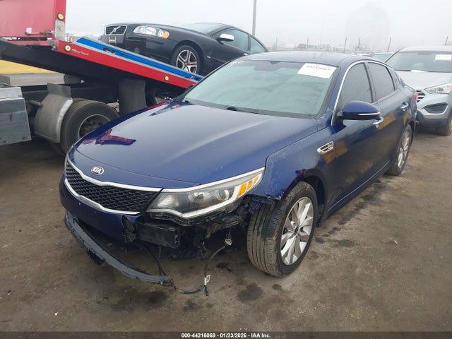 5XXGT4L32GG060017 KIA Optima Lx