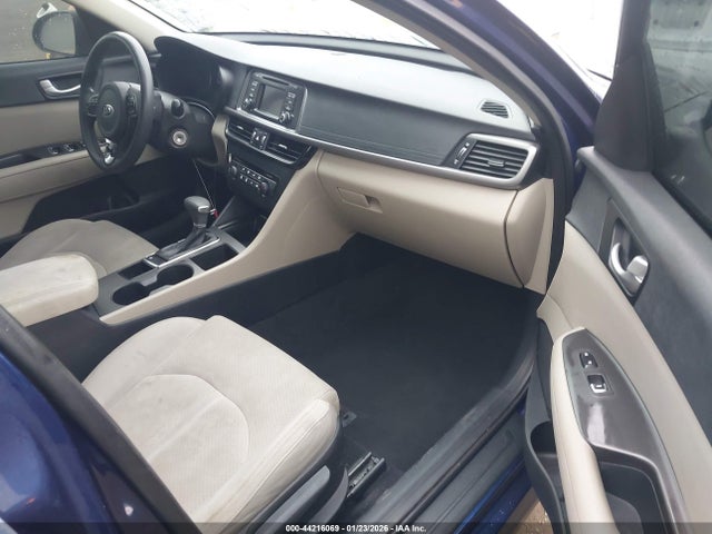 5XXGT4L32GG060017 KIA Optima Lx