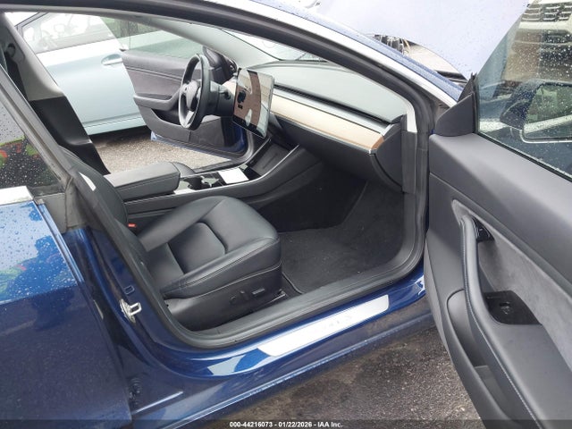 2018 TESLA MODEL 3 5YJ3E1EA9JF048590 Photo 4