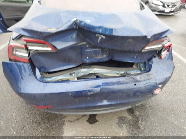 2018 TESLA MODEL 3 5YJ3E1EA9JF048590 Photo 5