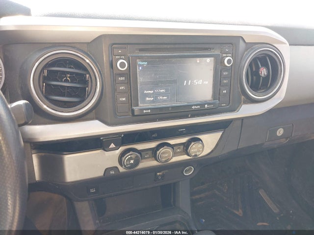 5TFAZ5CNXHX022394 Toyota Tacoma Sr5 V6