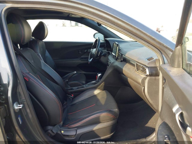 KMHTG6AFXLU030422 Hyundai Veloster 2.0 Premium