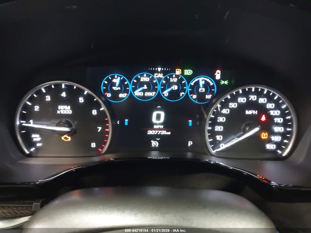Продажа на аукционе авто 2017 Cadillac Xt5 Platinum, vin: 1GYKNFRS7HZ219170, номер лота: 44216154